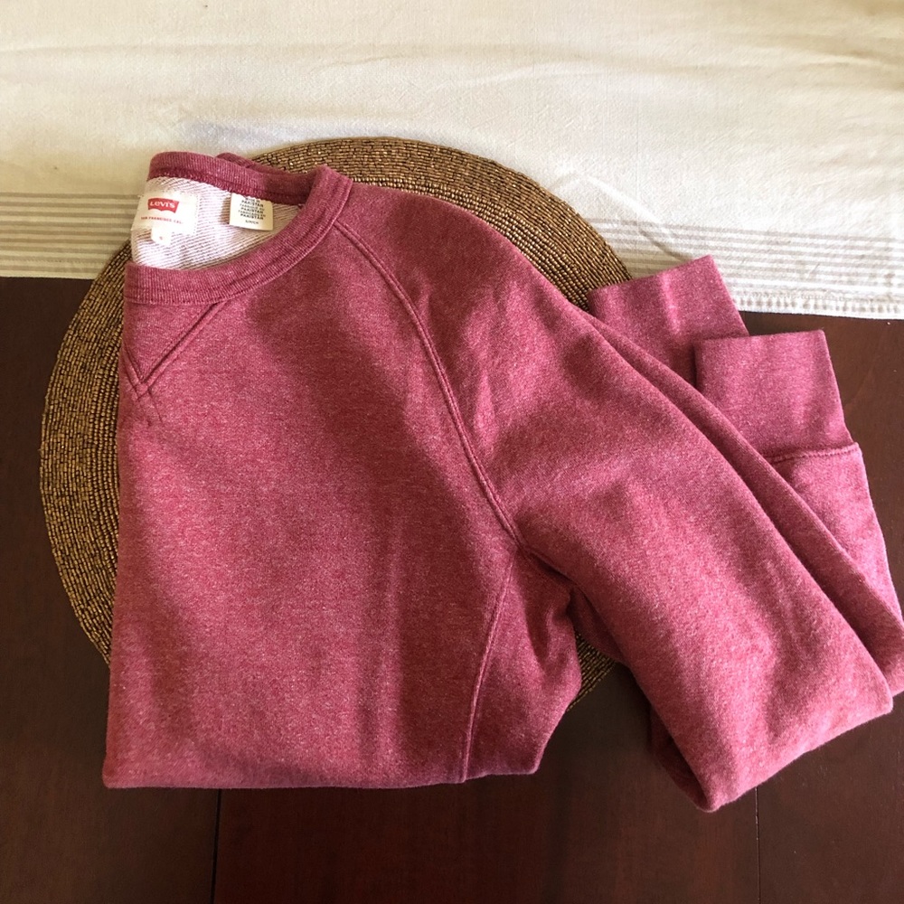 Levi’s Crewneck Sweatshirt